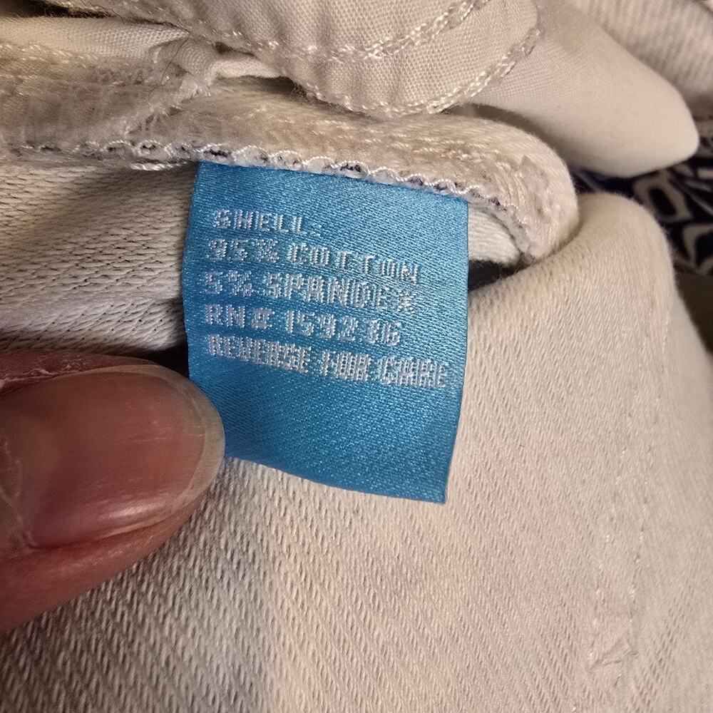 Women's J. McLaughlin Blue White Floral Jeans | Size 4 - Picture 9 of 10